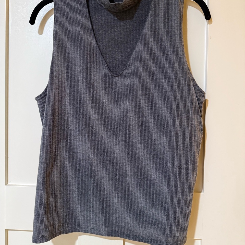 Gray Sleeveless Ribbed Top